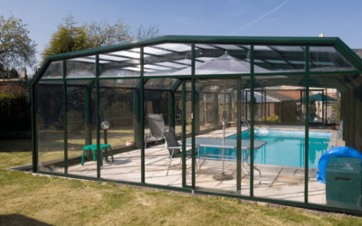 How To Find The Best Pool Screen Enclosure Services?